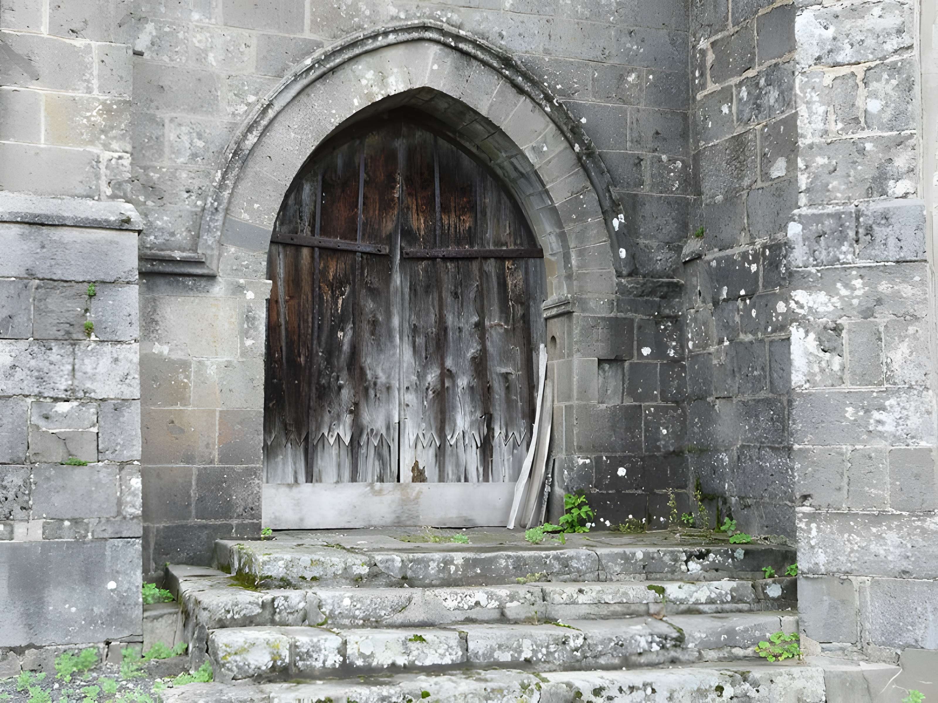 Église Saint-Pardoux de La Tour-d'Auvergne