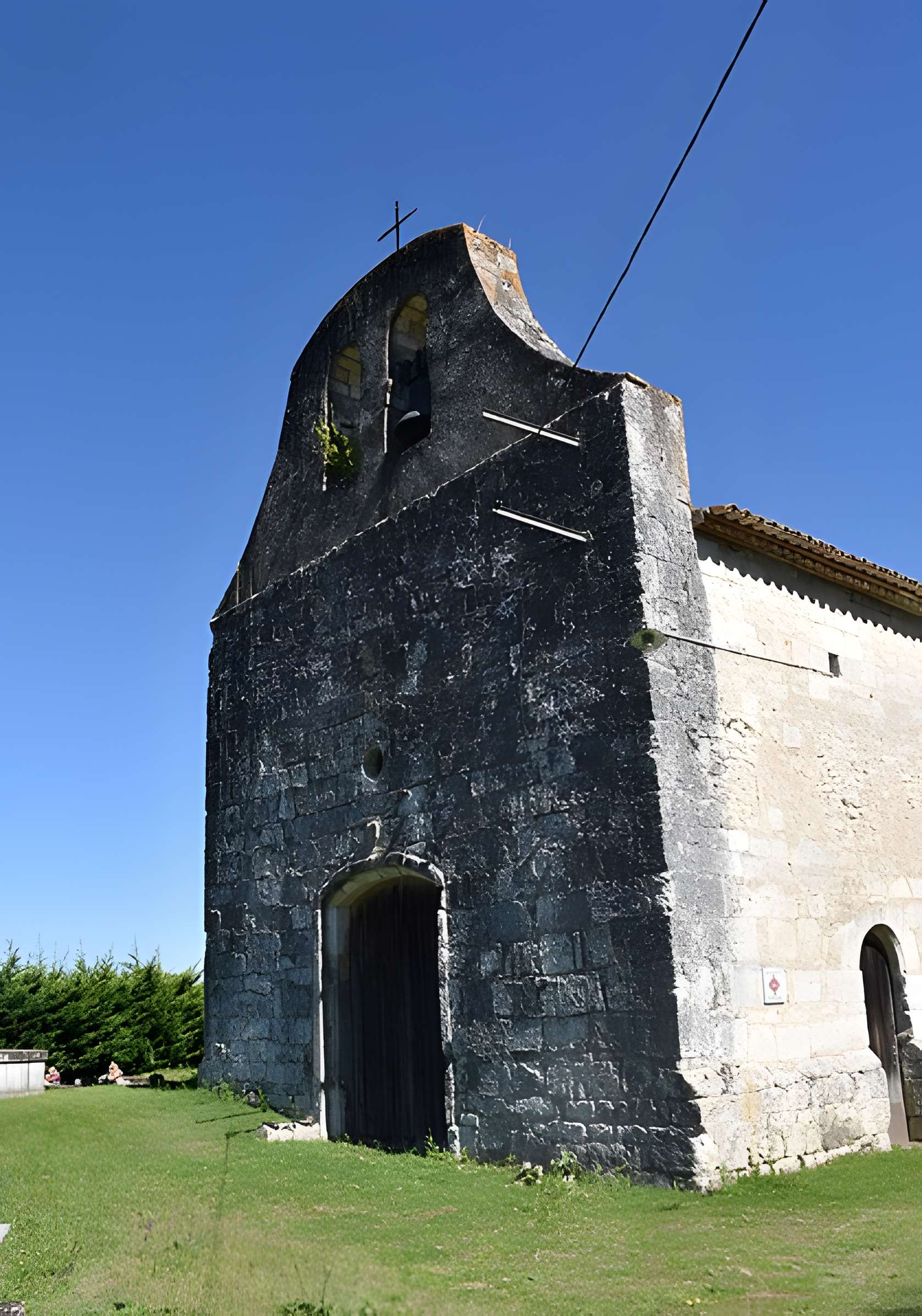 Église Saint-Pastour de Queyssel