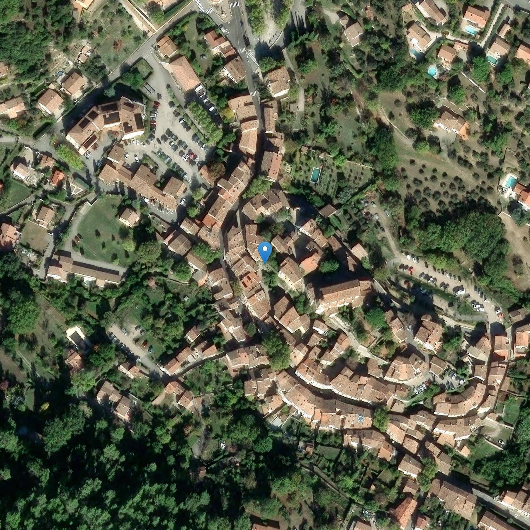 Photo de 圣米歇尔德菲加尼耶斯教堂