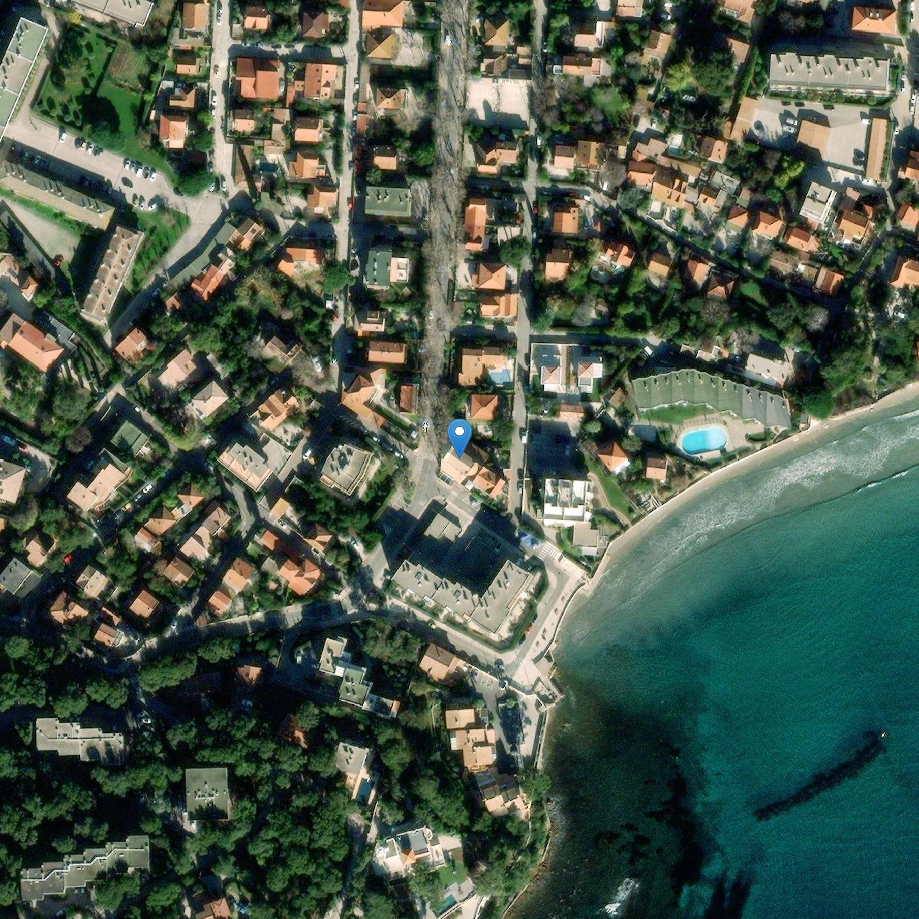 Photo de Iglesia de Santa Teresa de La Seyne-sur-Mer