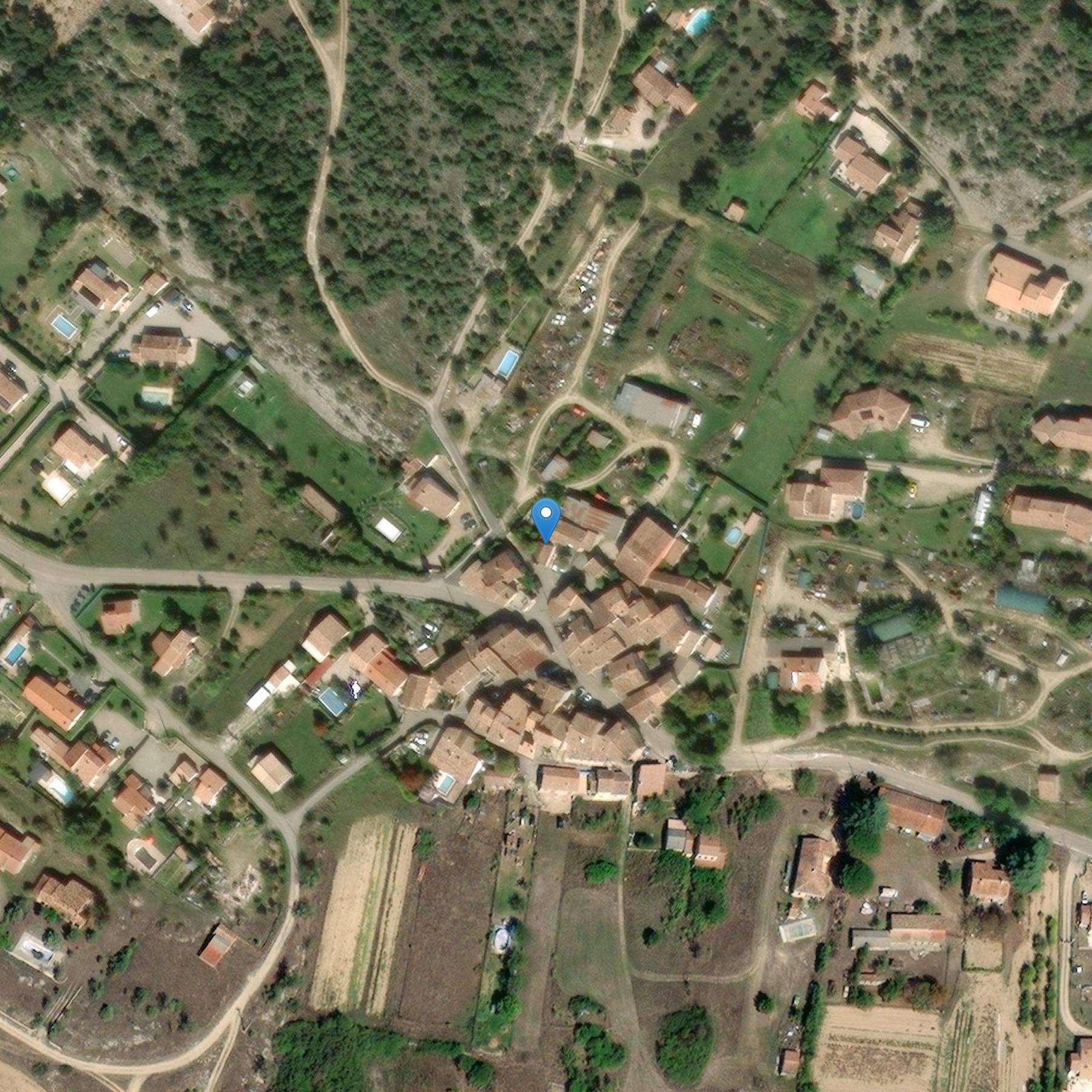 Photo de Saint-Pierre de la Mourotte チャーチ