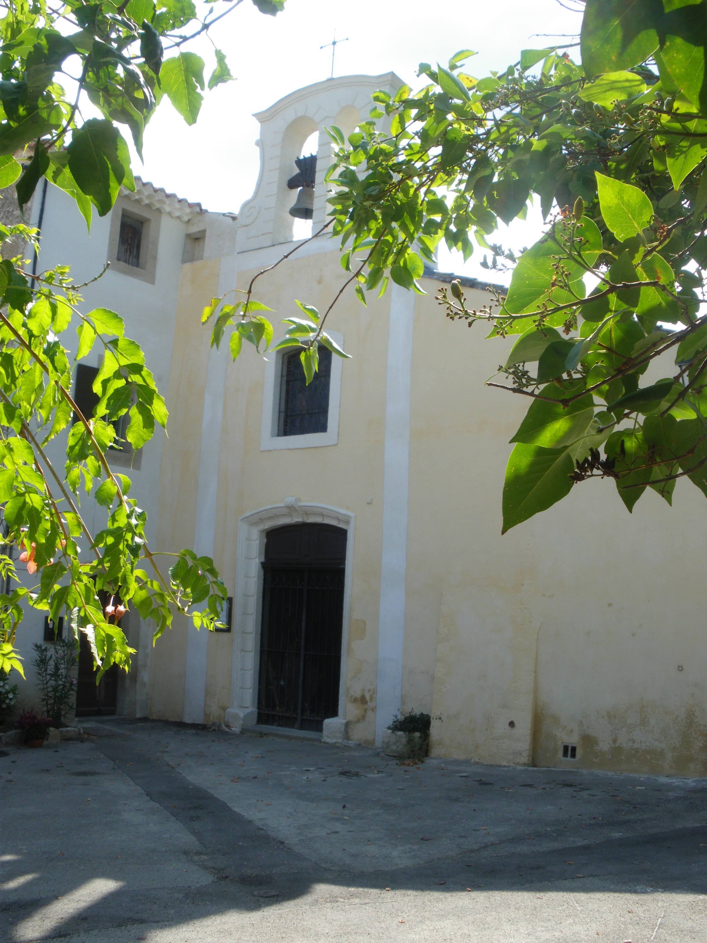 Photo de Saint Pierre y Saint Paul d'Auribeau Church