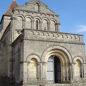 Église Saint-Philippe de Saint-Philippe-dAiguille