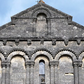 Église Saint-Philippe de Saint-Philippe-dAiguille