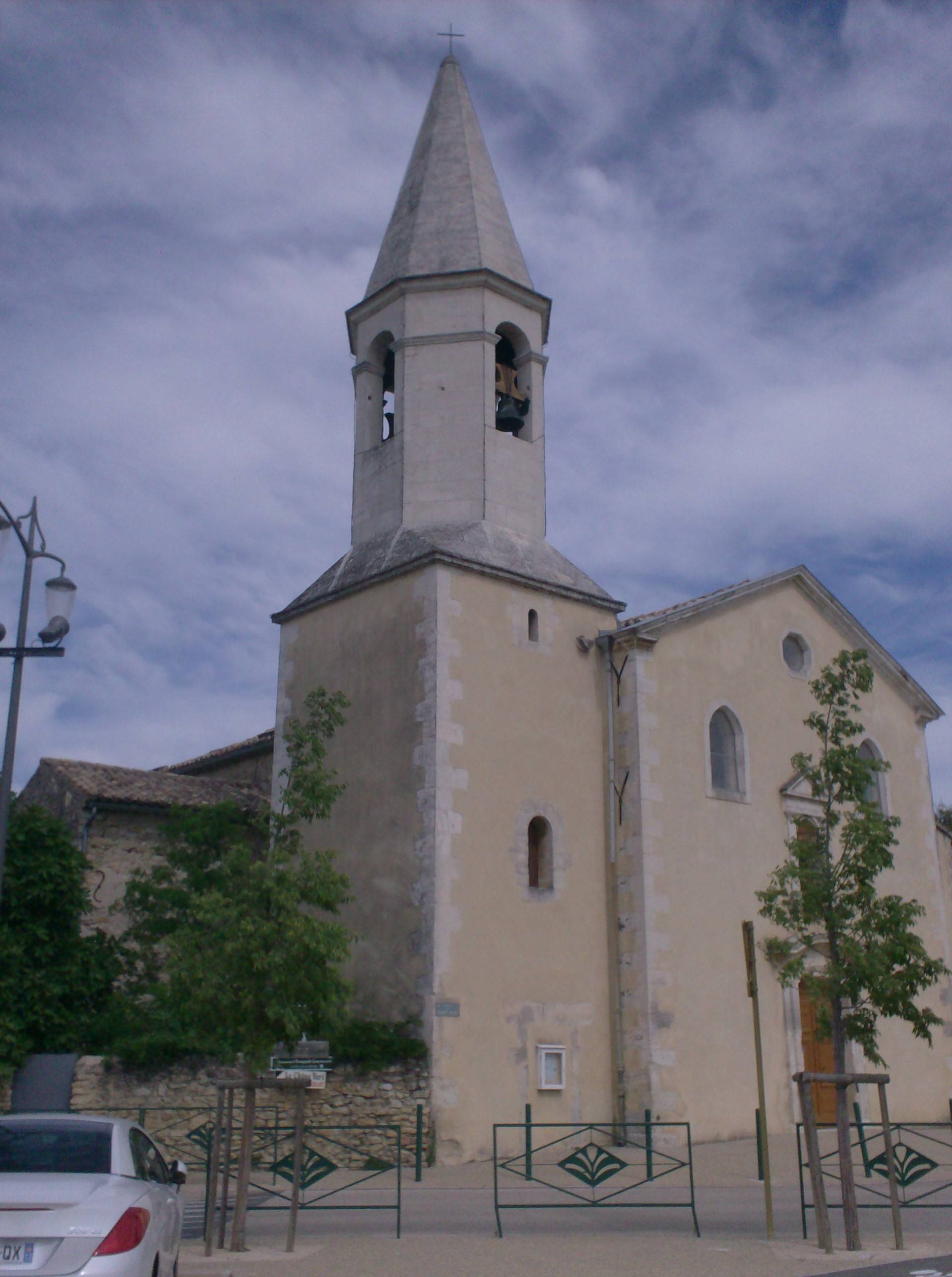 Photo de Église Saint-Pierre de Saint-Pierre-de-Sénos