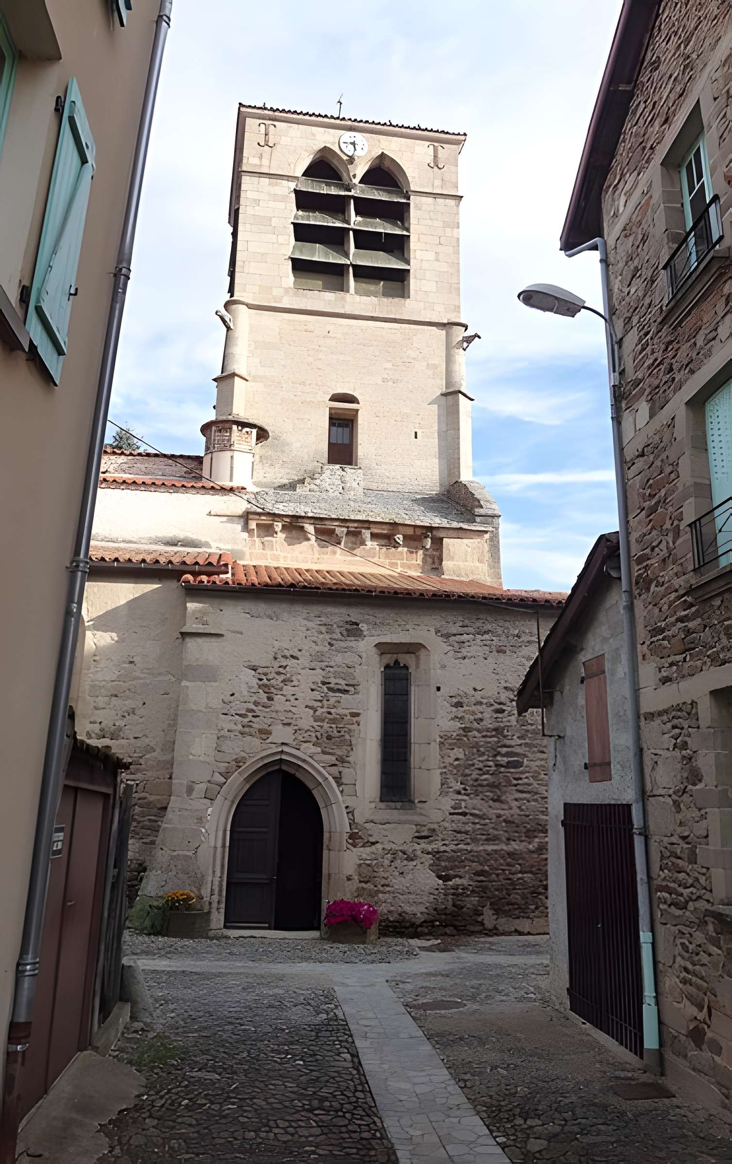Église Saint-Pierre d'Arlanc