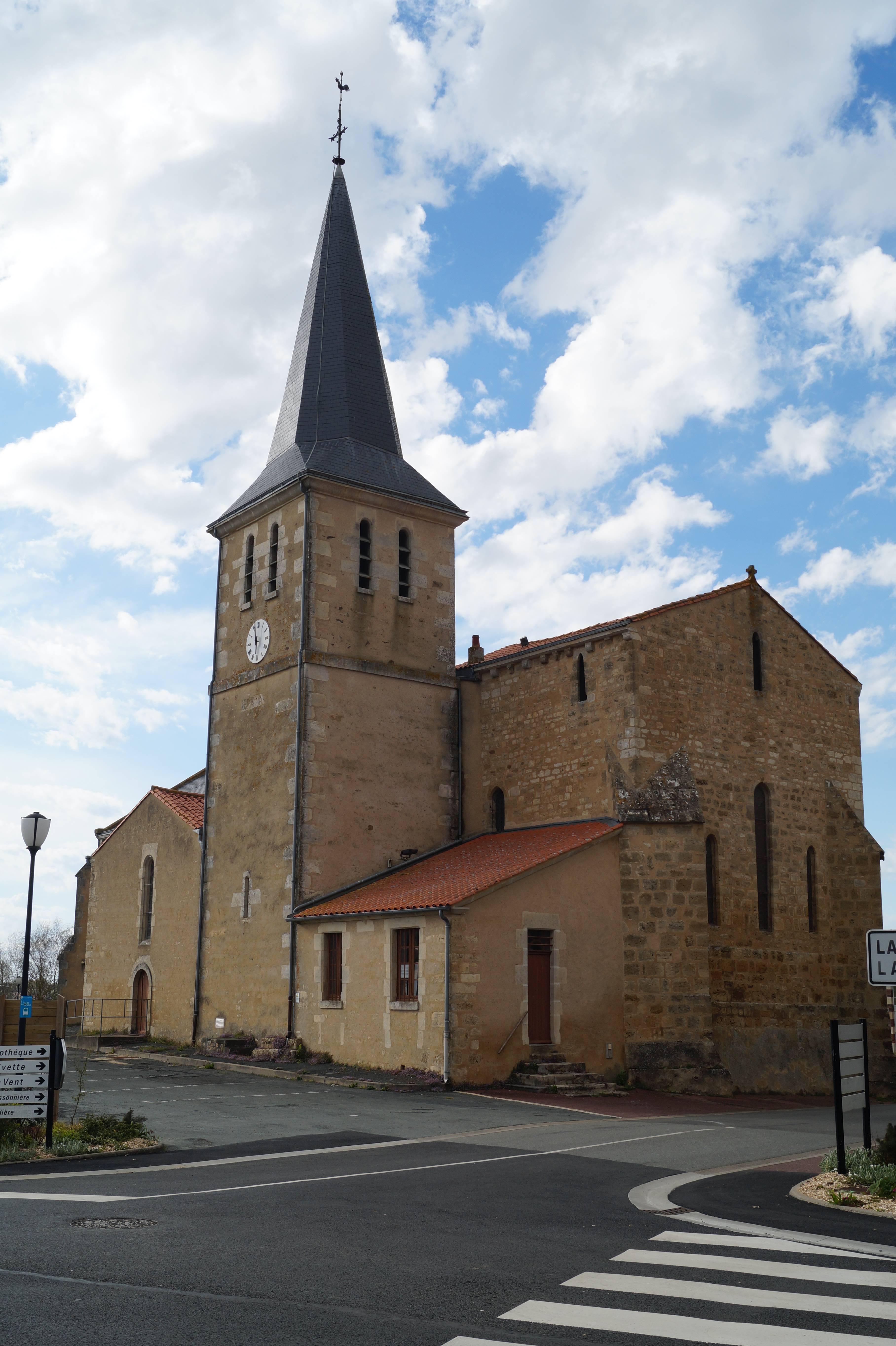 Photo de Saint-Philbert Kirche Saint-Philbert-du-Pont-Charrault