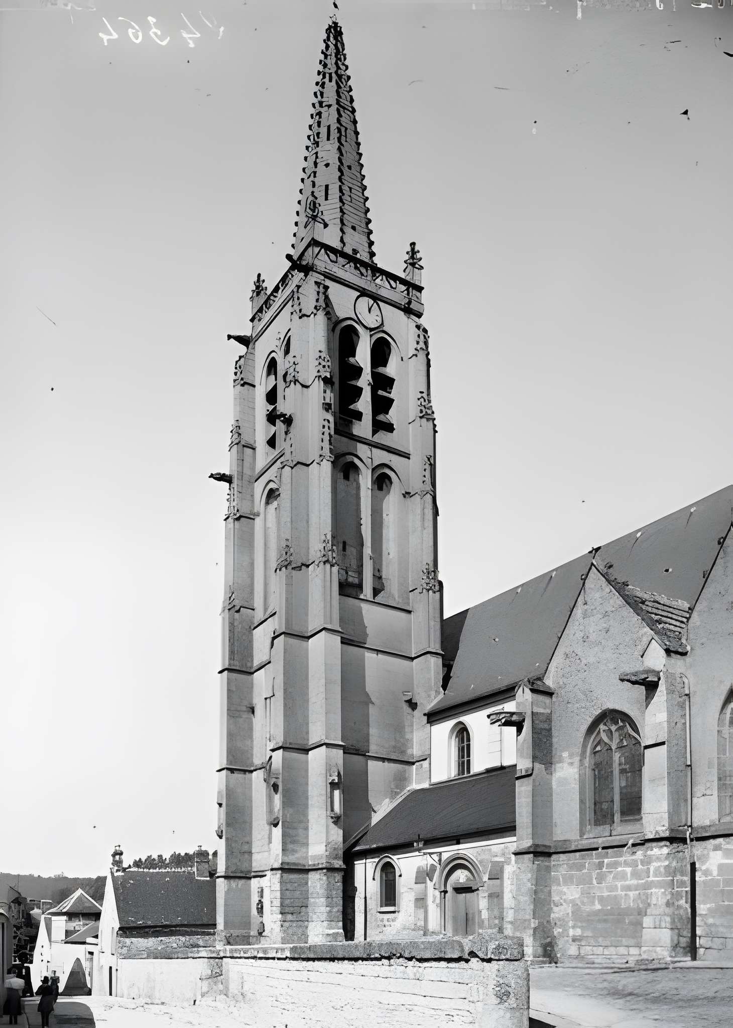 Église Saint-Pierre de Béthisy-Saint-Pierre