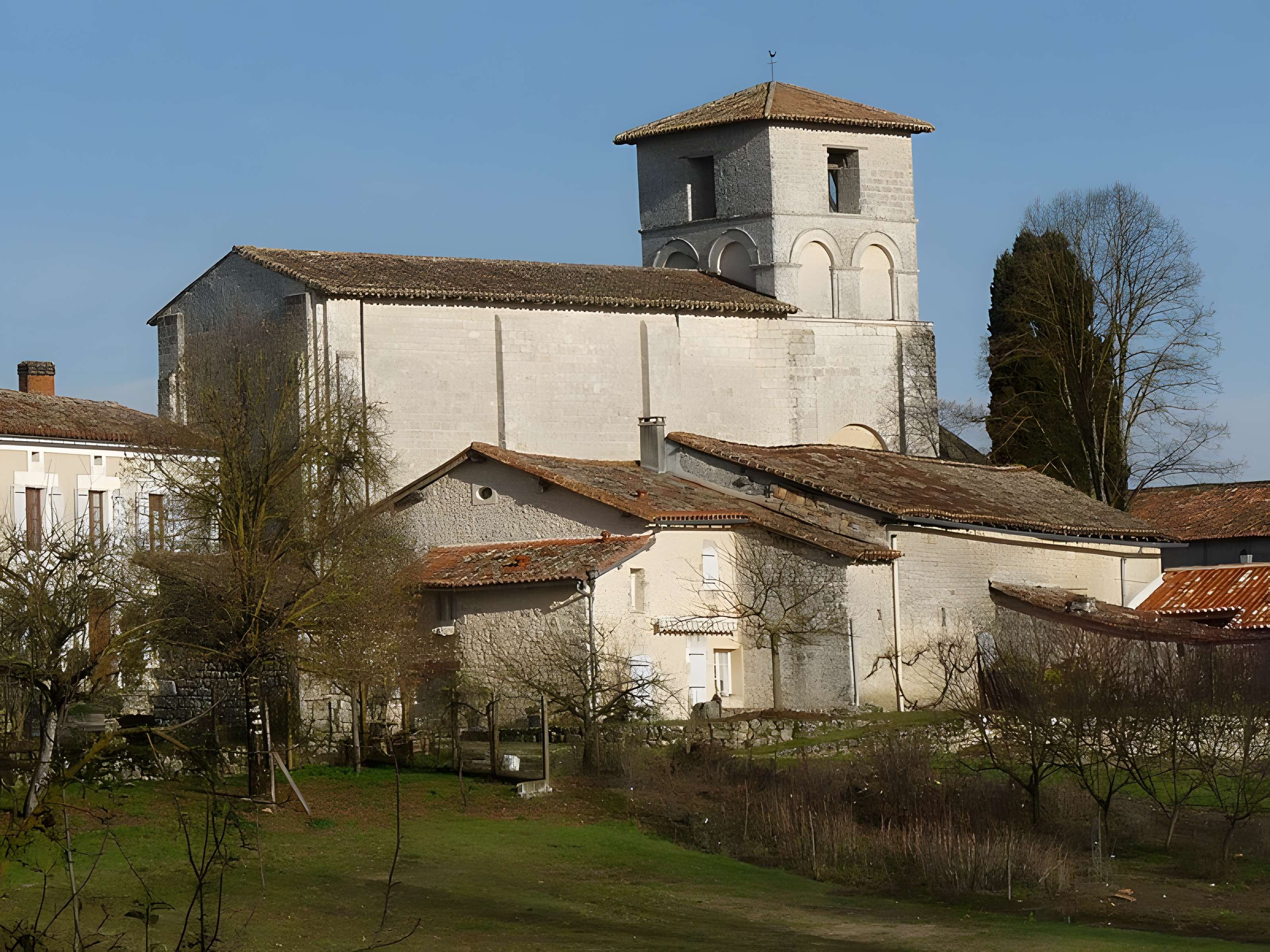 Église Saint-Pierre de Blanzaguet-Saint-Cybard