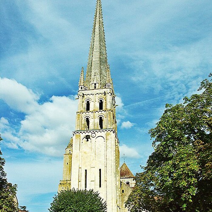 Photo de Abbatiale Saint-Savin-Saint-Cyprien
