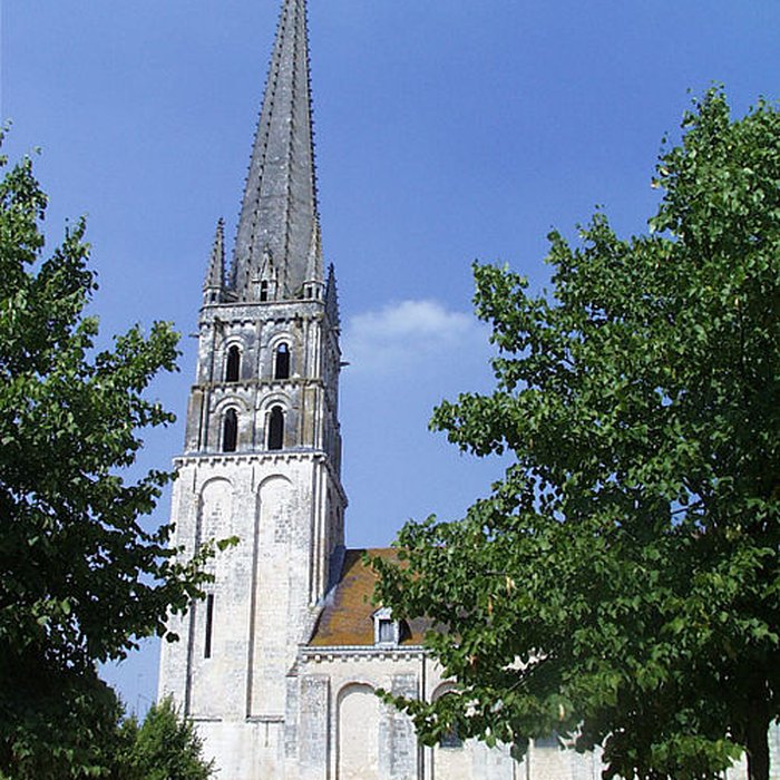 Photo de Abbatiale Saint-Savin-Saint-Cyprien