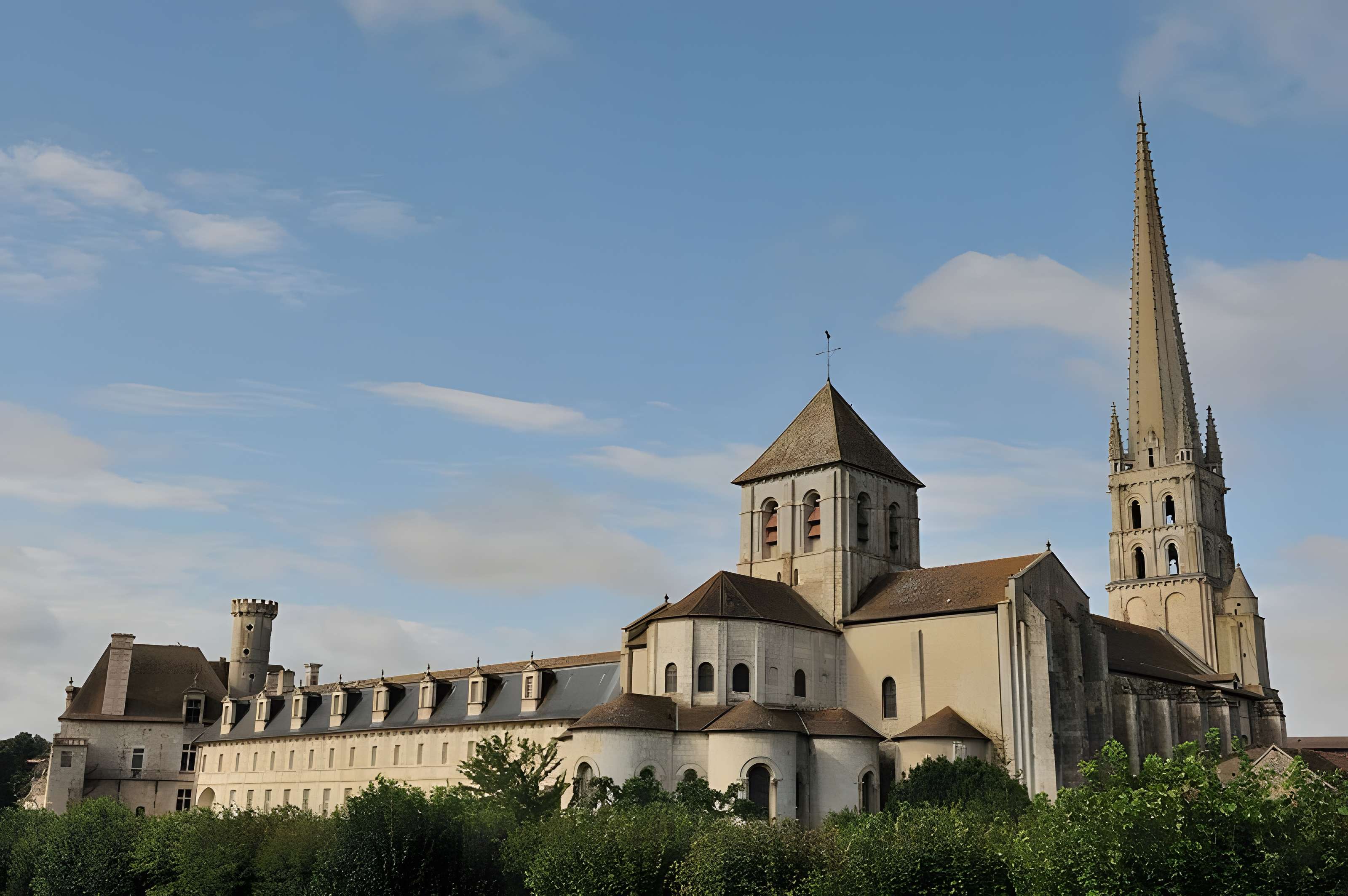 Abbatiale Saint-Savin-Saint-Cyprien