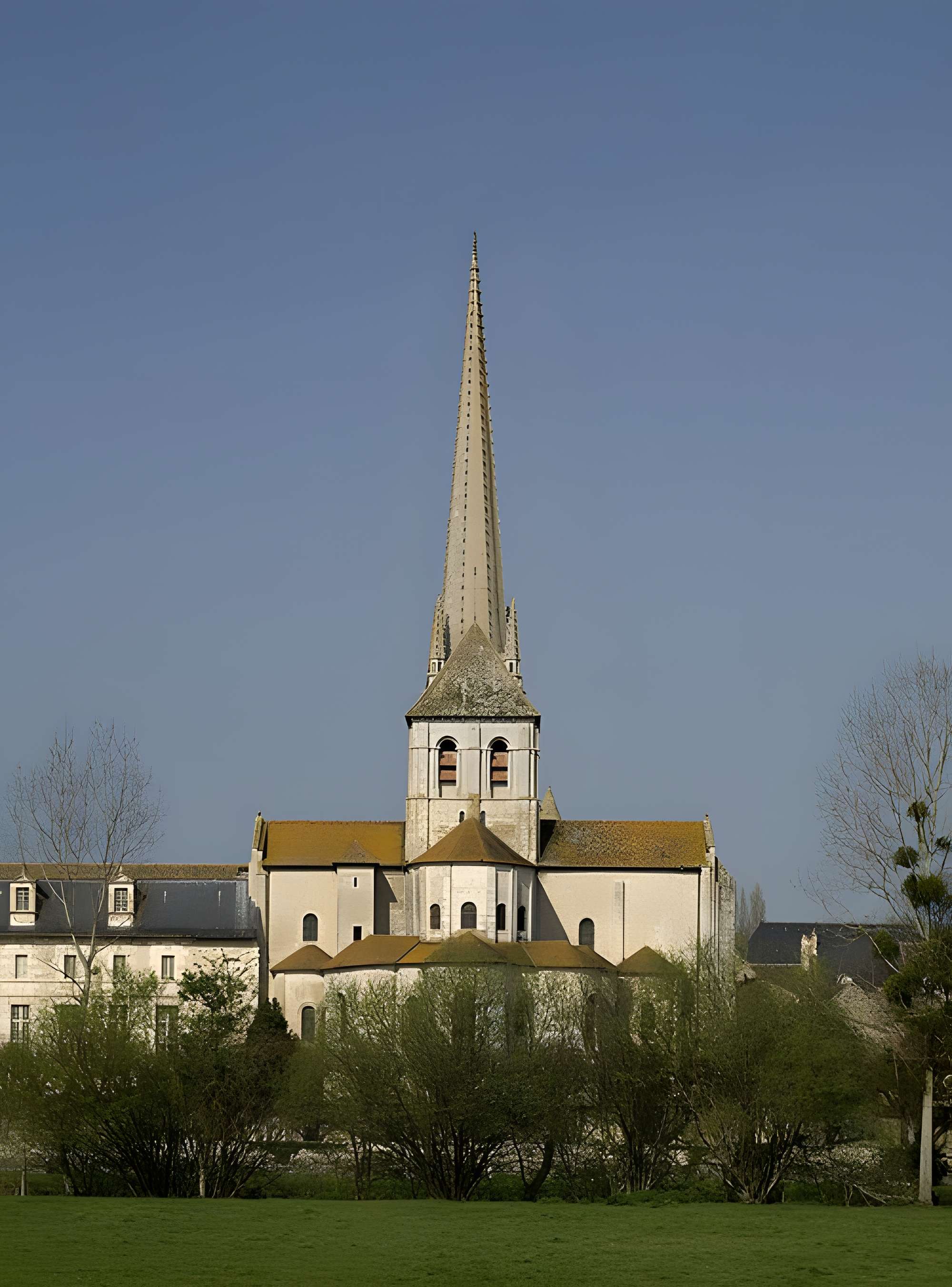 Abbatiale Saint-Savin-Saint-Cyprien