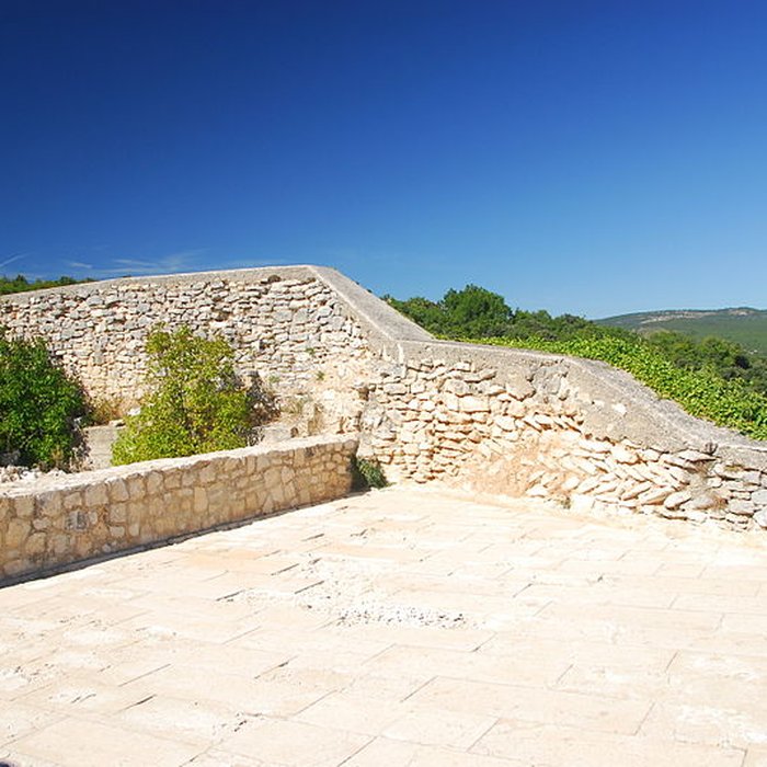 Photo de Château de Simiane-la-Rotonde