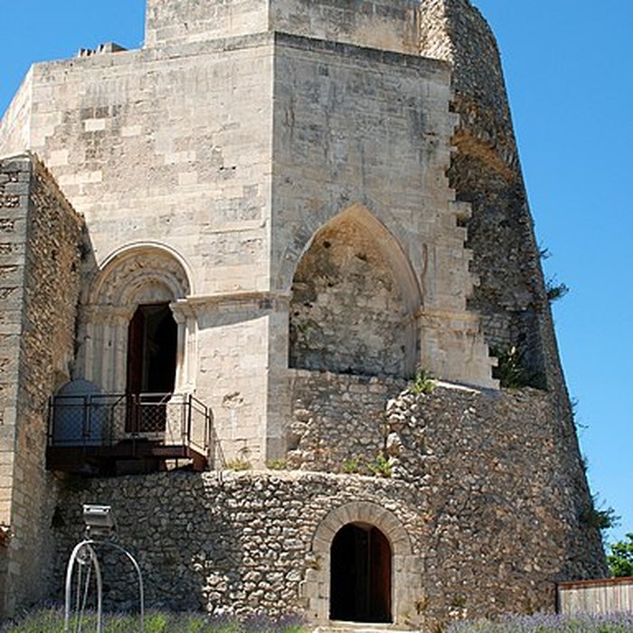 Photo de Château de Simiane-la-Rotonde