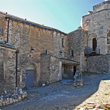 Château de Simiane-la-Rotonde