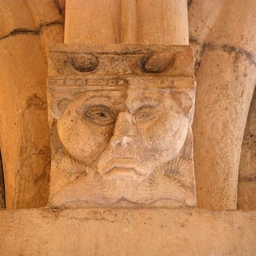 Château de Simiane-la-Rotonde