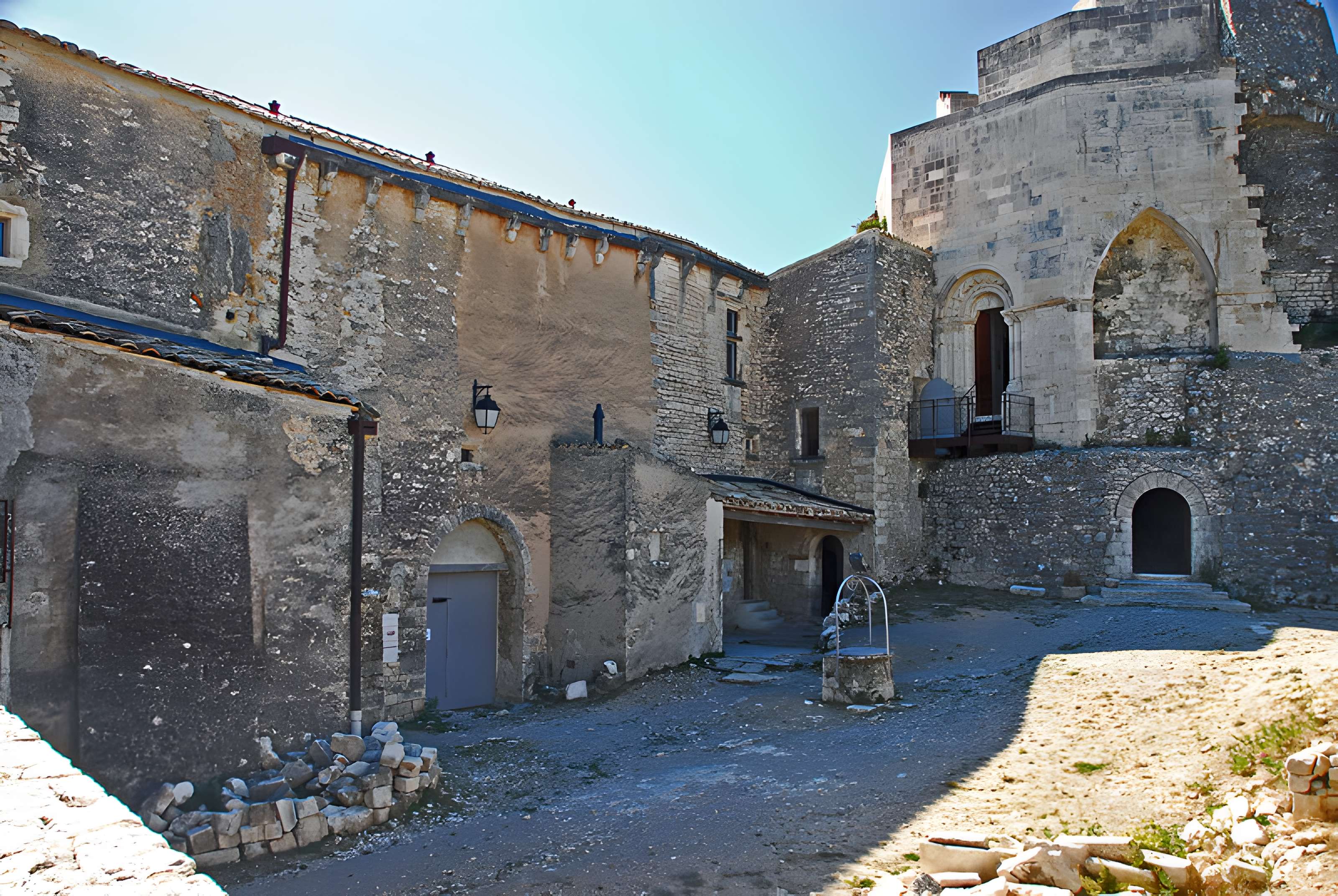 Château de Simiane-la-Rotonde