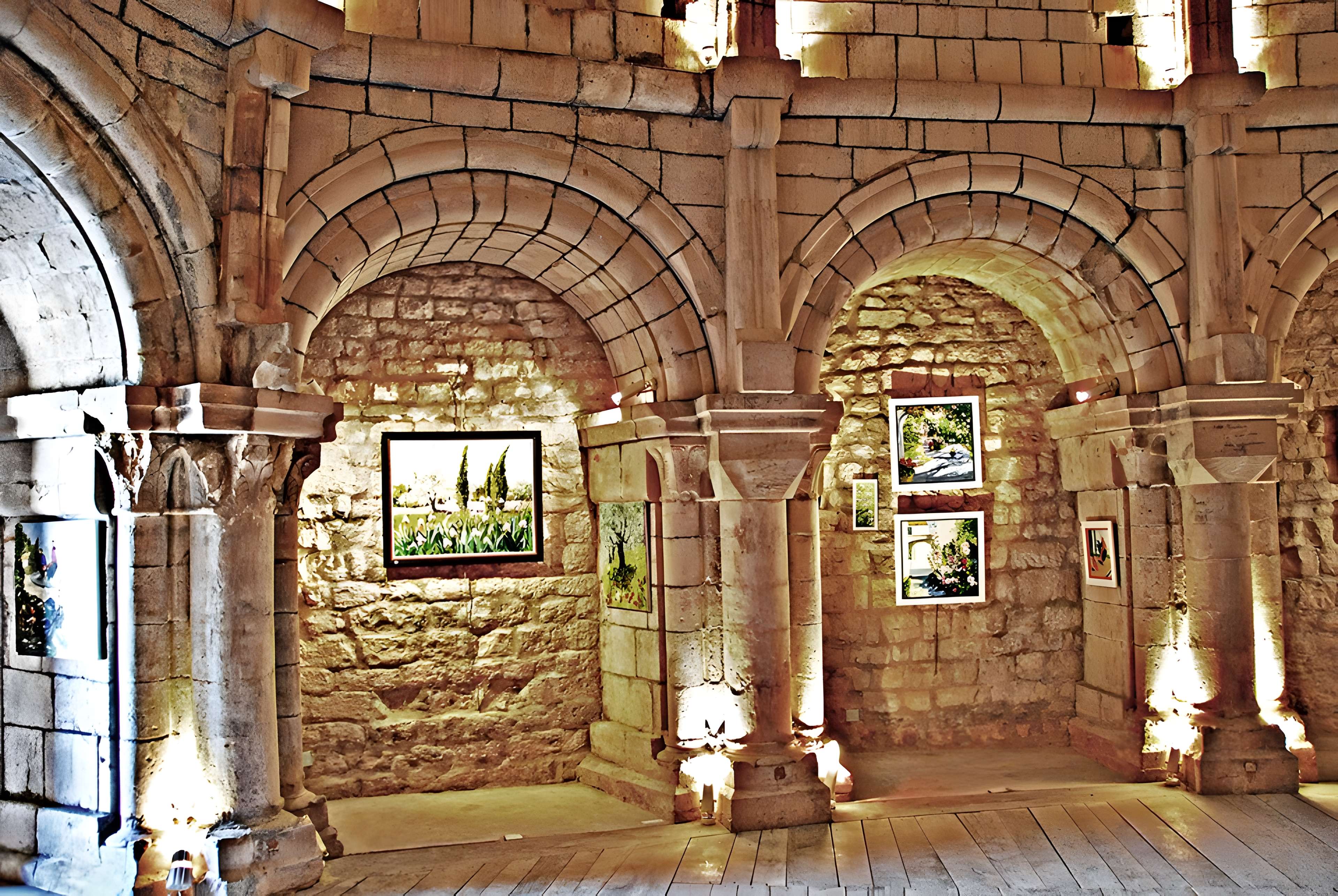 Château de Simiane-la-Rotonde