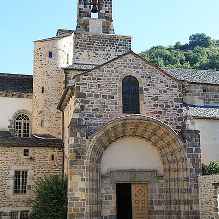 Photo de Église Saint-Pierre de Blesle