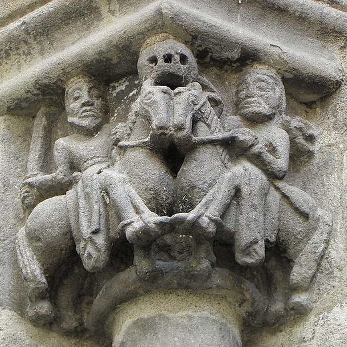 Photo de Église Saint-Pierre de Blesle