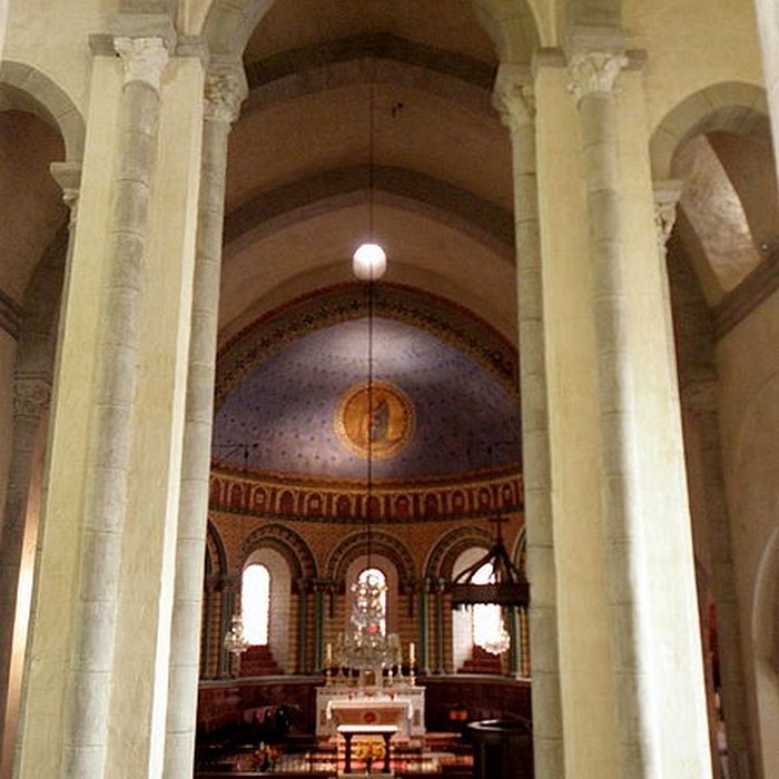 Photo de Église Saint-Pierre de Blesle