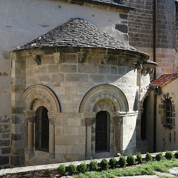 Église Saint-Pierre de Blesle