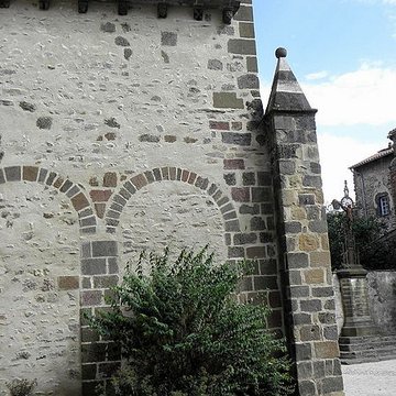 Église Saint-Pierre de Blesle
