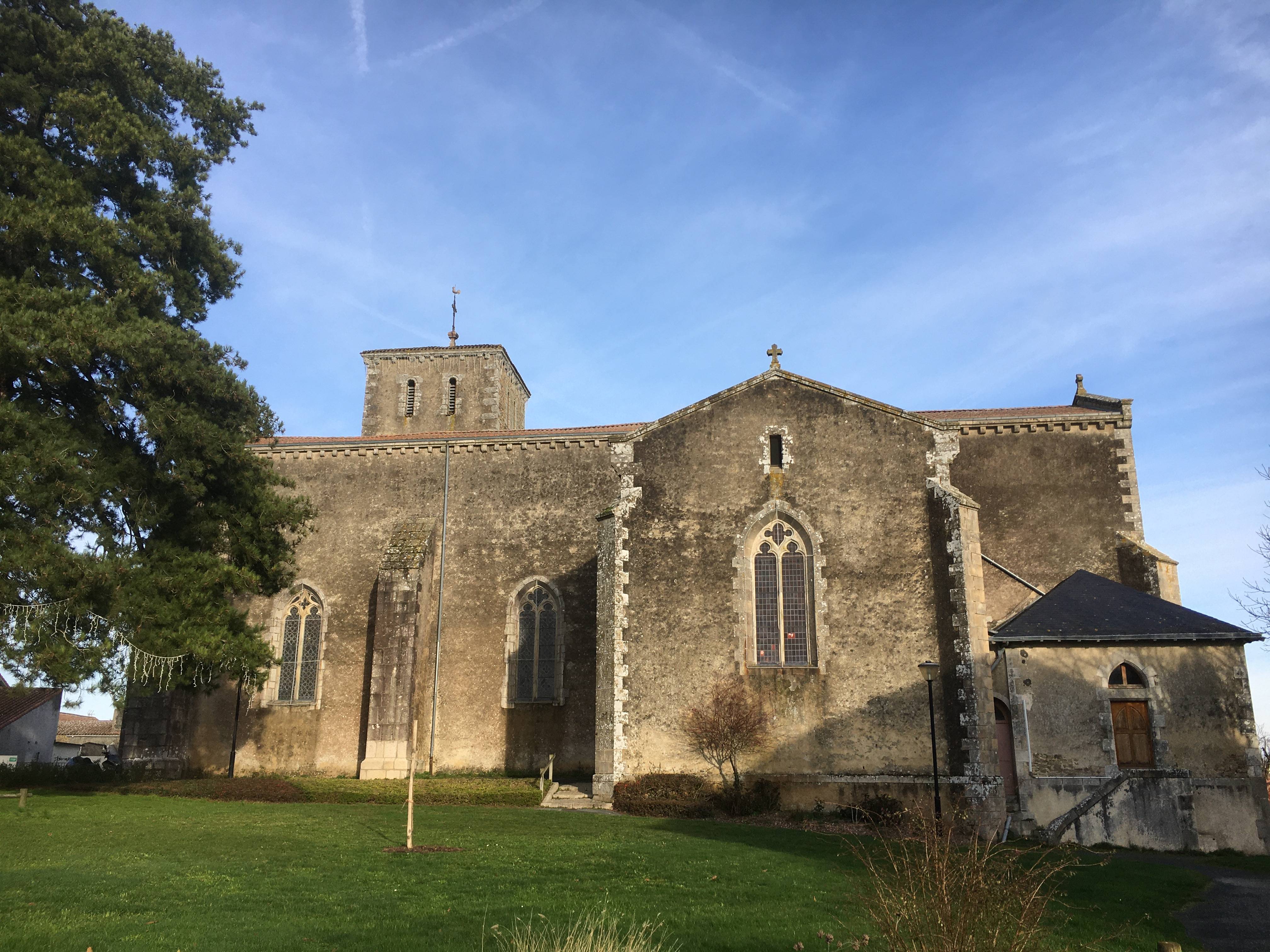 Photo de Iglesia Saint-Maximin de Saint-Mesmin