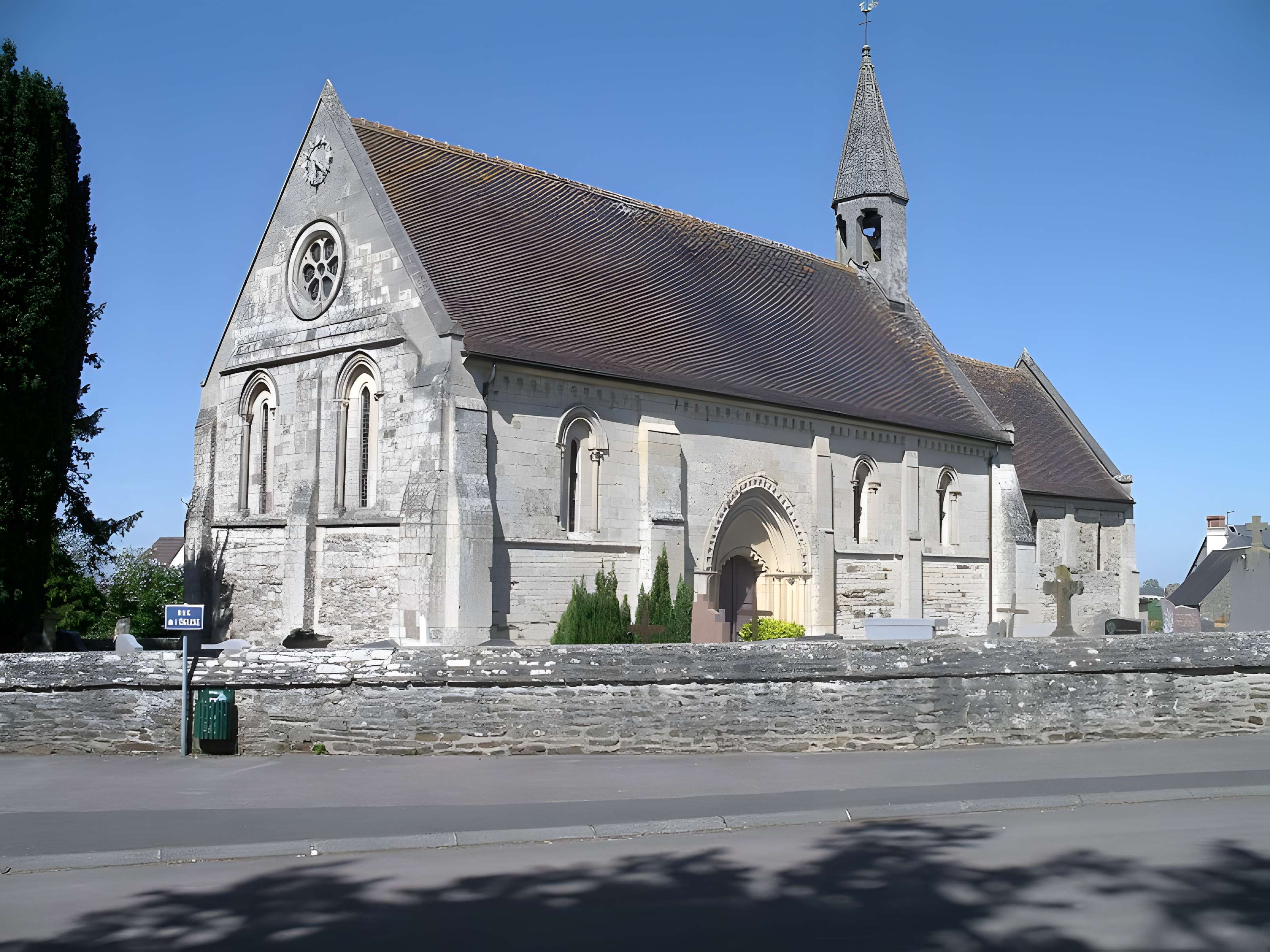 Église Saint-Pierre de Bougy 