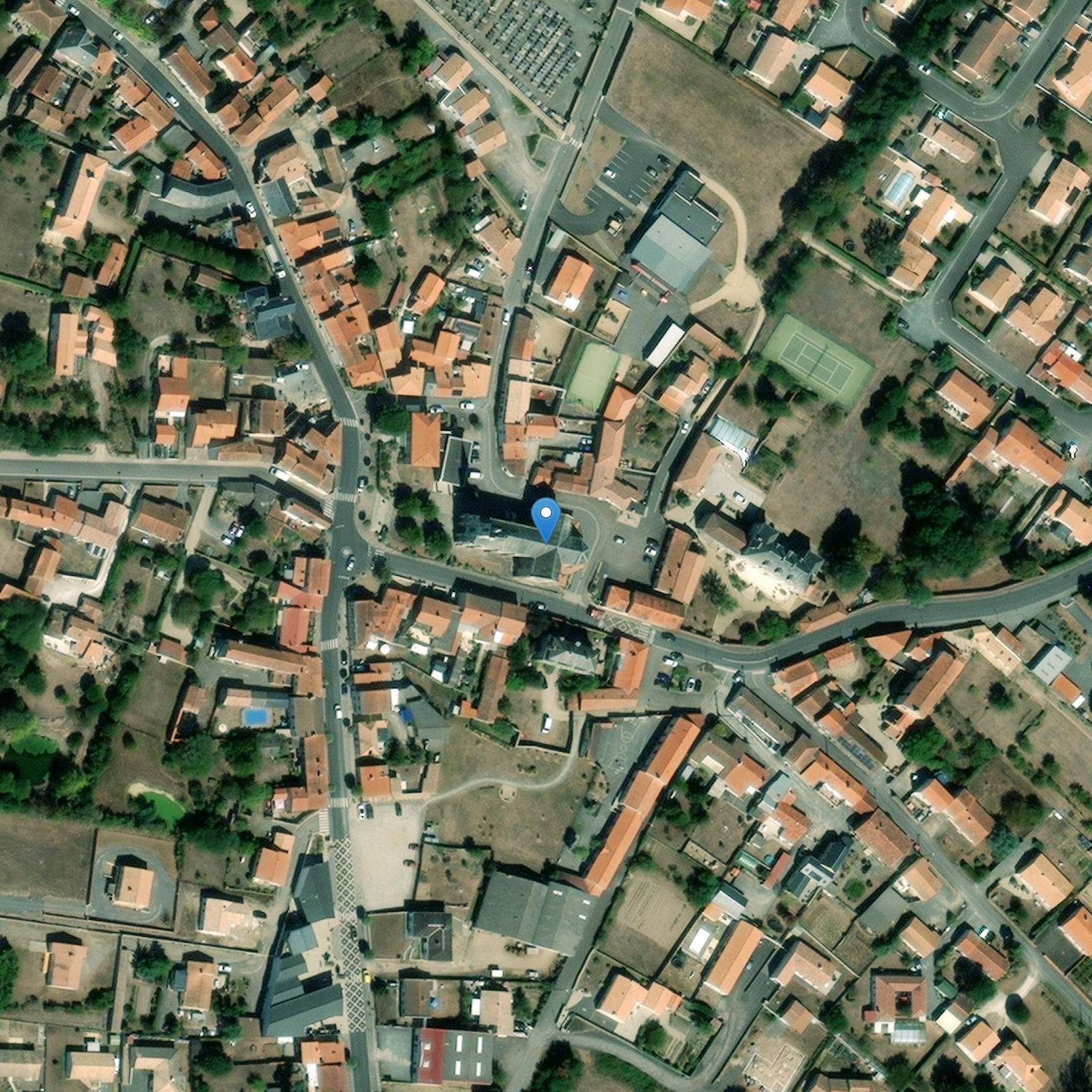 Photo de Saint Peter's Church of Vairé