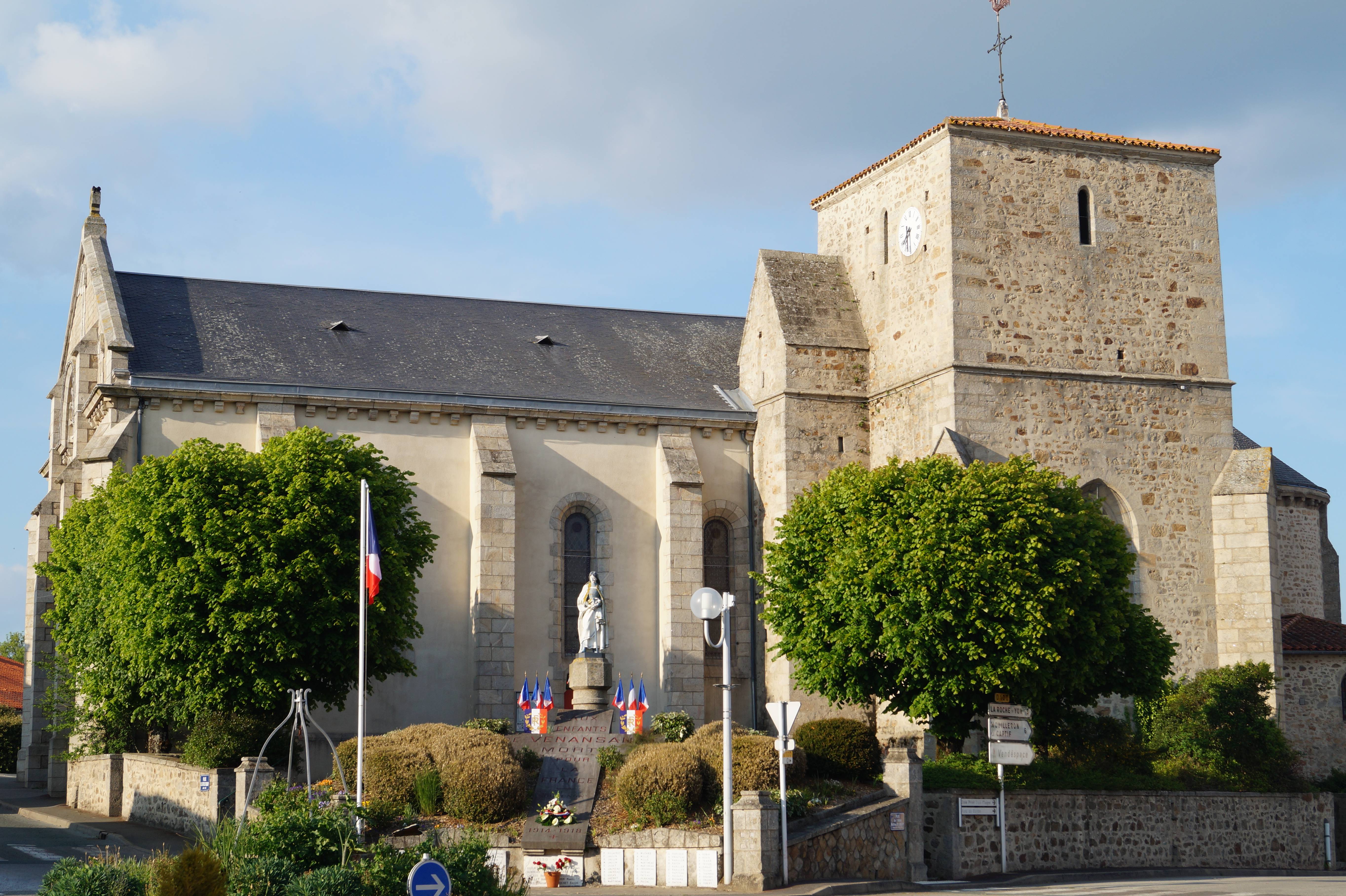Photo de Église Saint-Pierre de Venansault