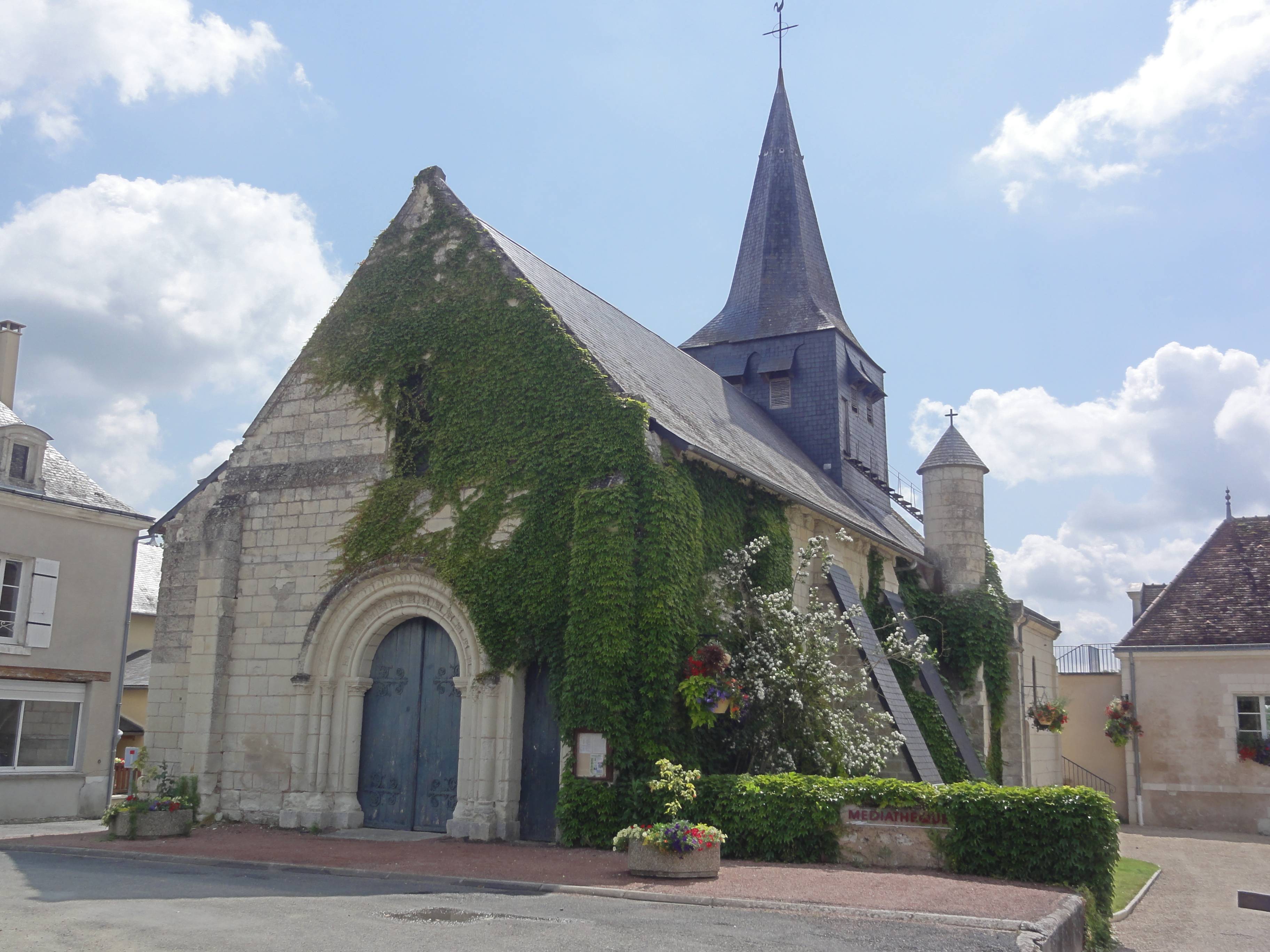 Photo de Kirche Saint-Hilaire d'Antran