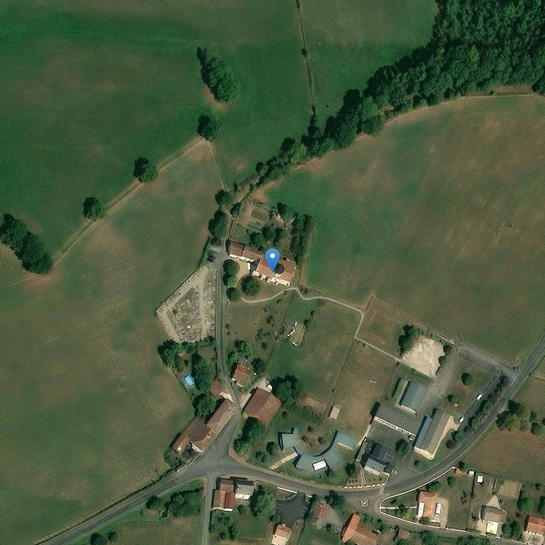 Photo de Saint-Hilaire Church of Asnois