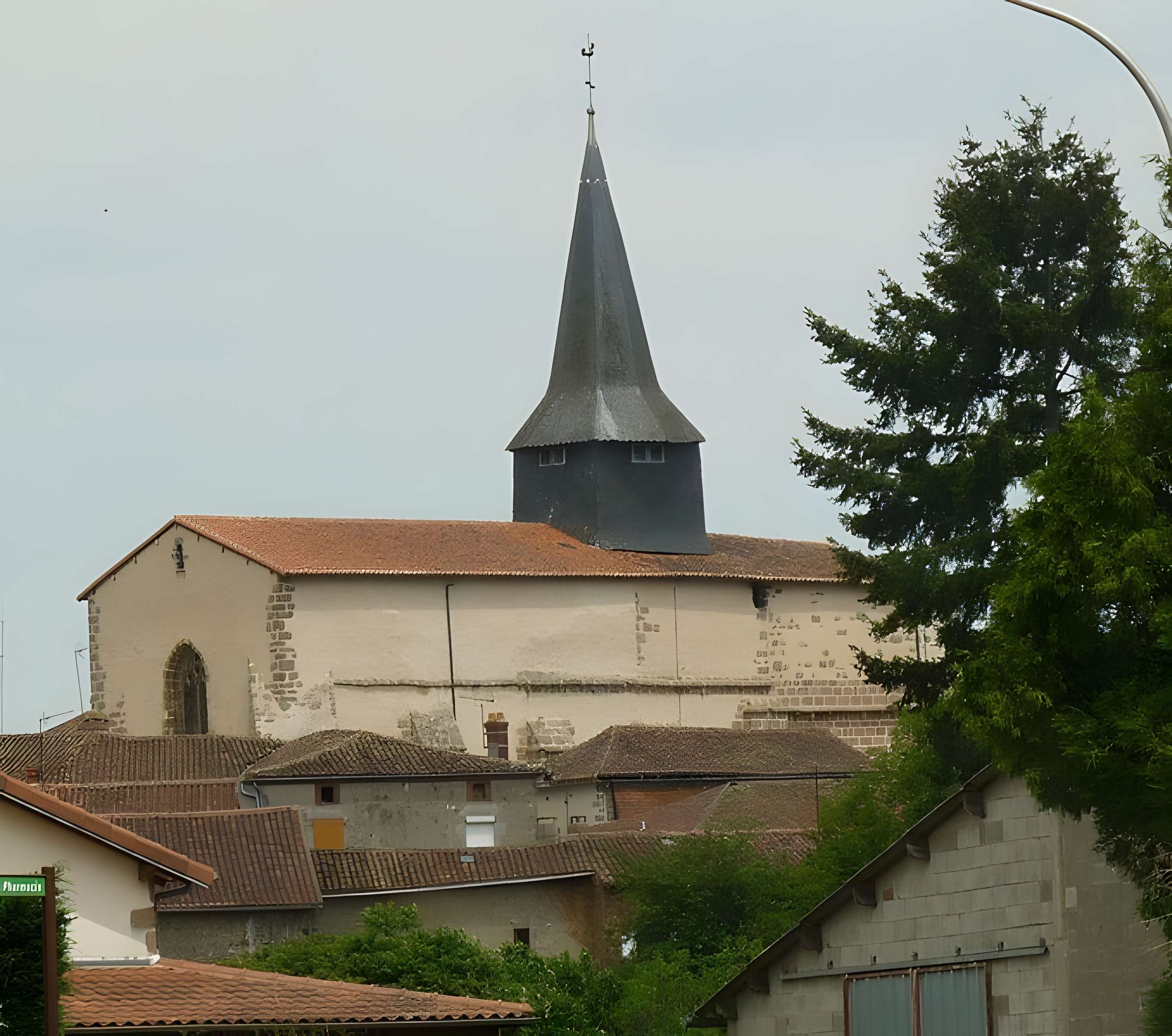 Église Saint-Pierre de Brillac 
