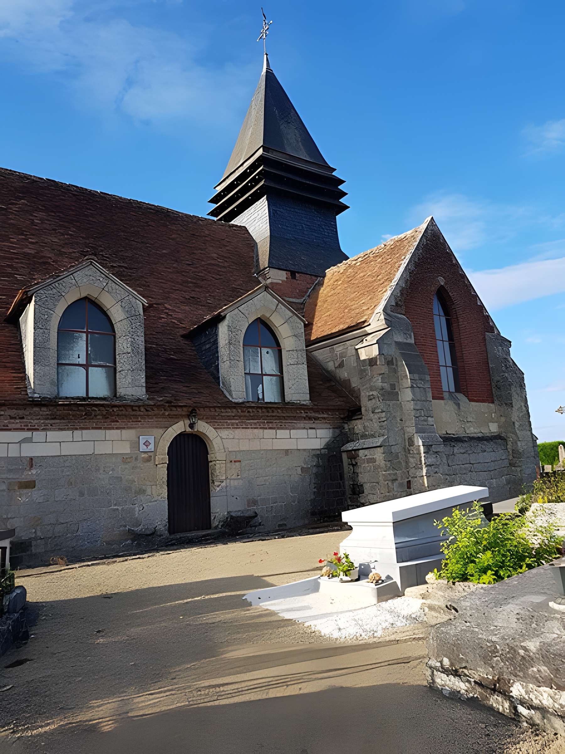 Église Saint-Pierre de Caumont