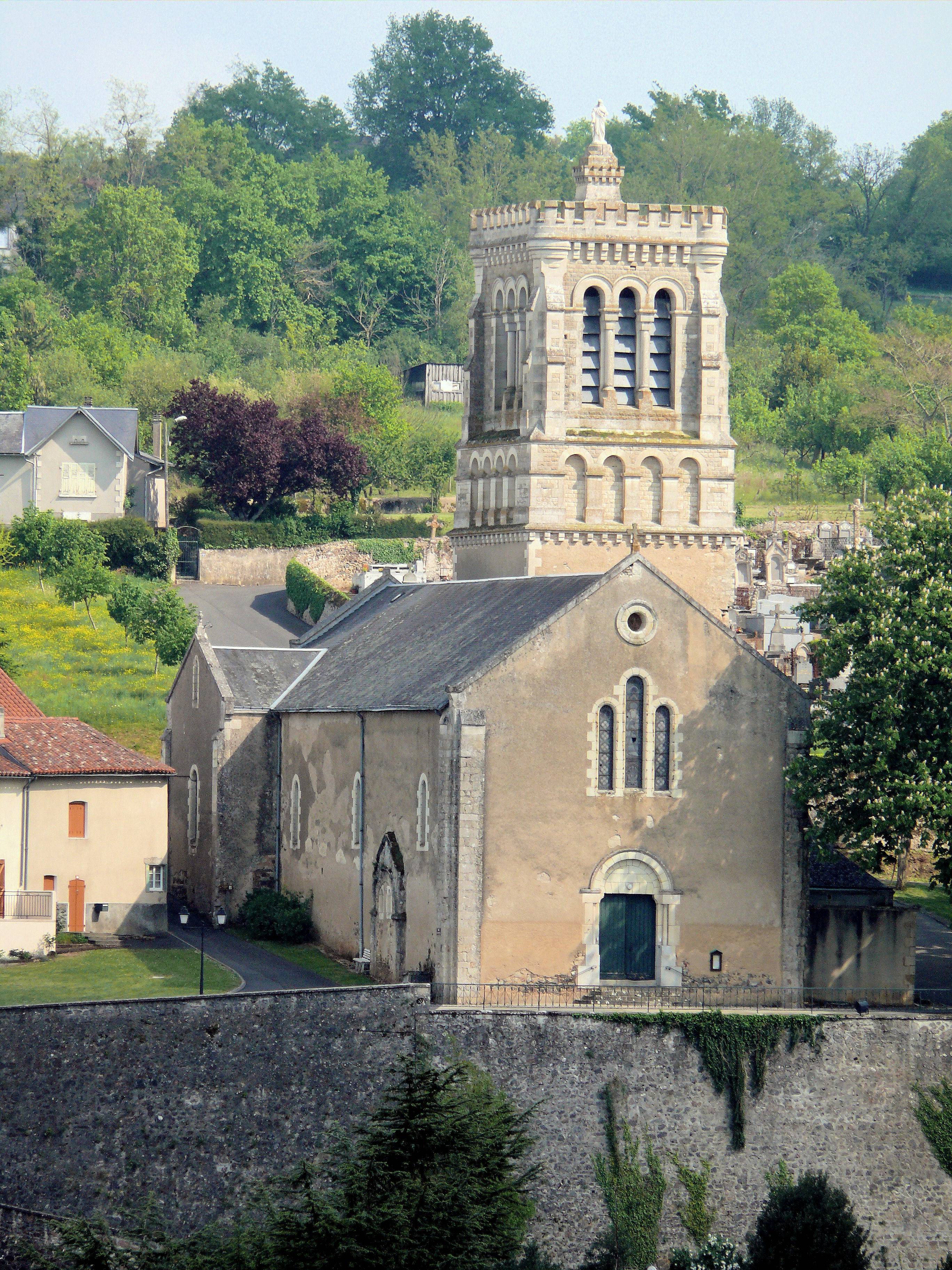 Photo de Saint-Gervais-et-Saint-Protais Kerk van L'Isle-Jourdain