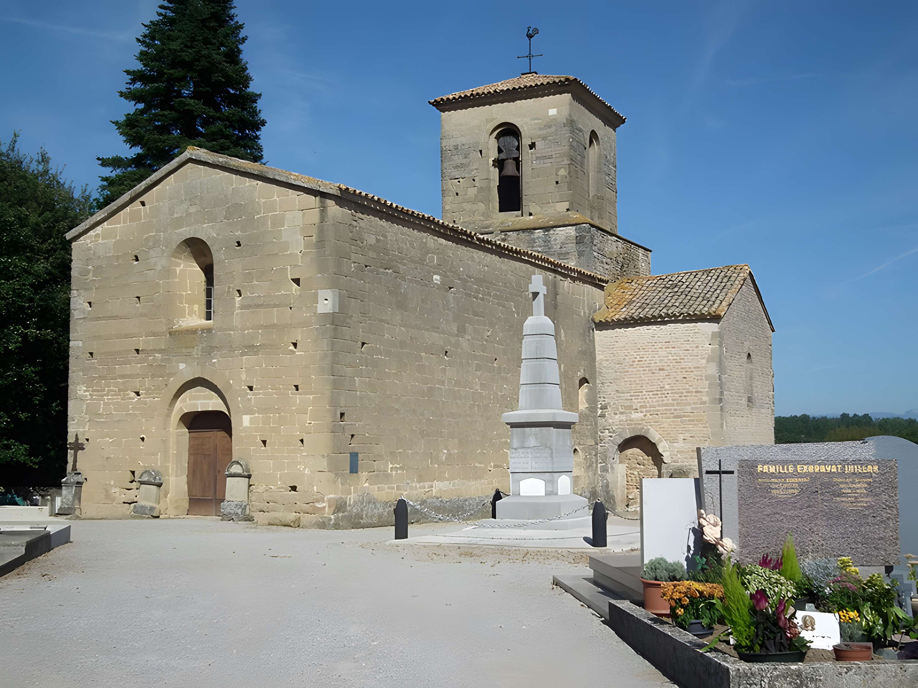 Église Saint-Pierre de Chabrillan