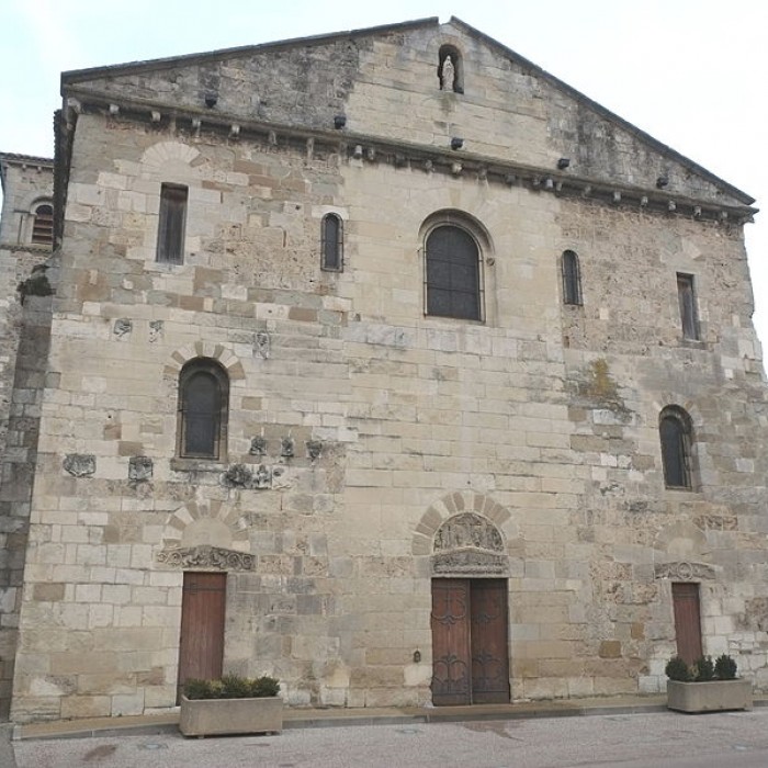 Photo de Église Saint-Pierre de Champagne