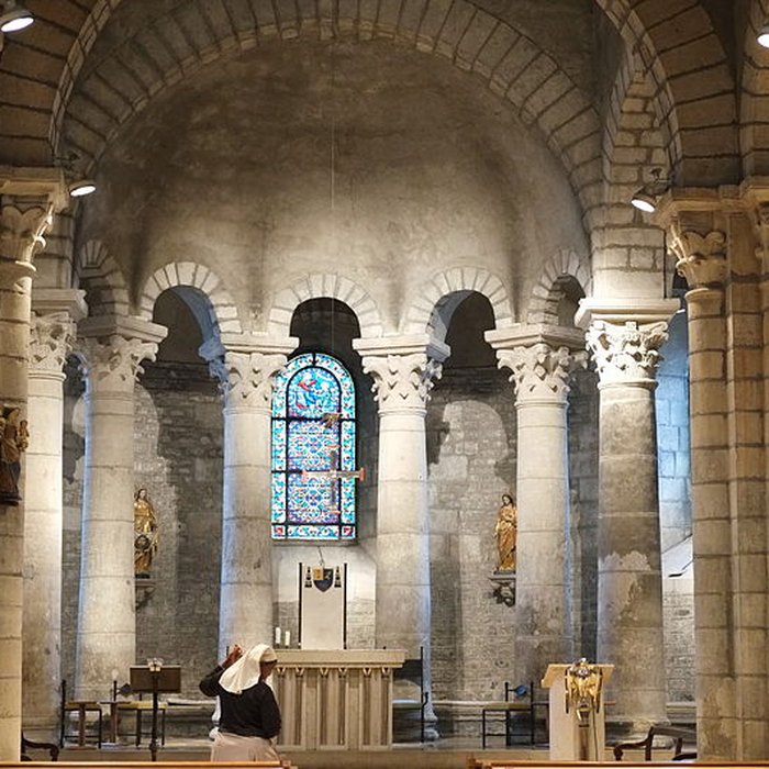 Photo de Église Saint-Pierre de Champagne