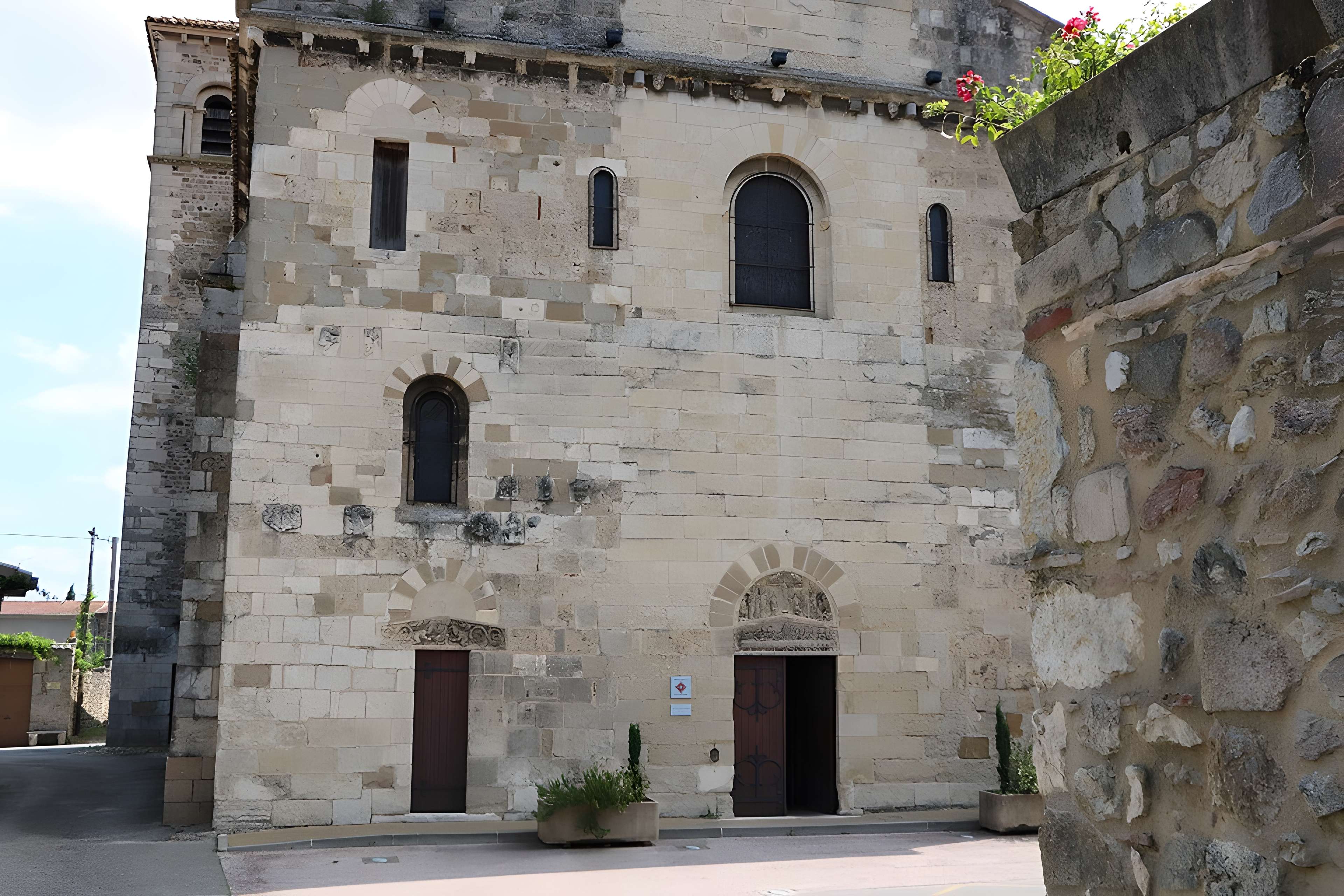 Église Saint-Pierre de Champagne