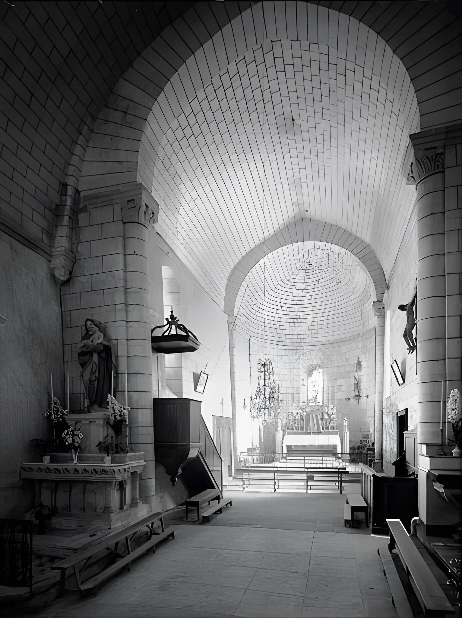 Église Saint-Pierre de Champdolent