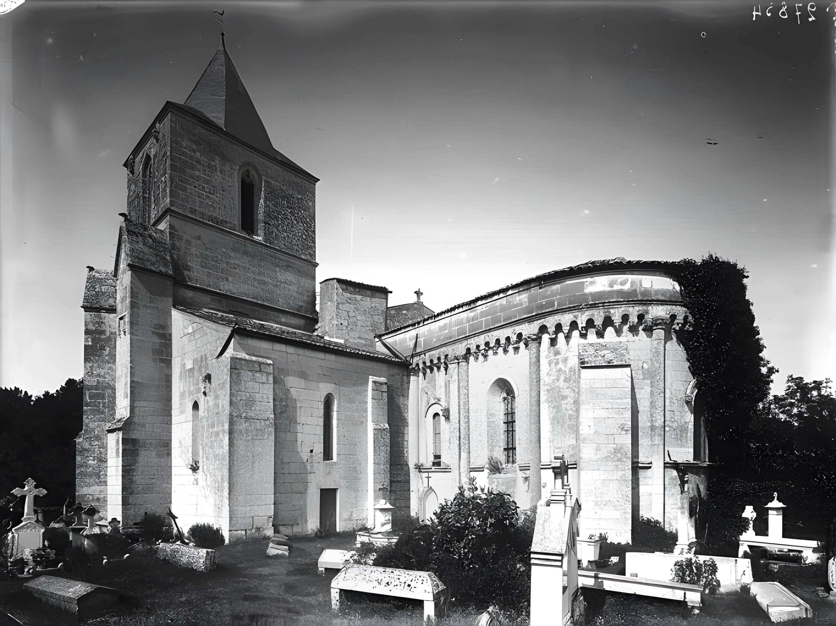 Église Saint-Pierre de Champdolent