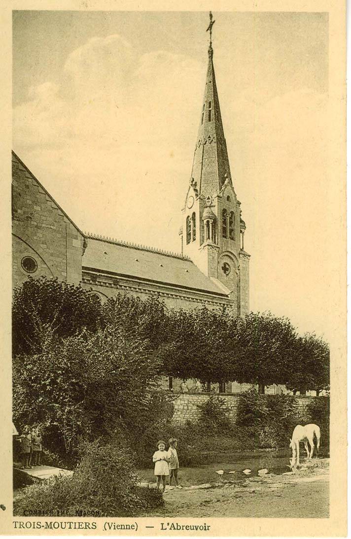 Photo de Église Saint-Hilaire des Trois-Moutiers