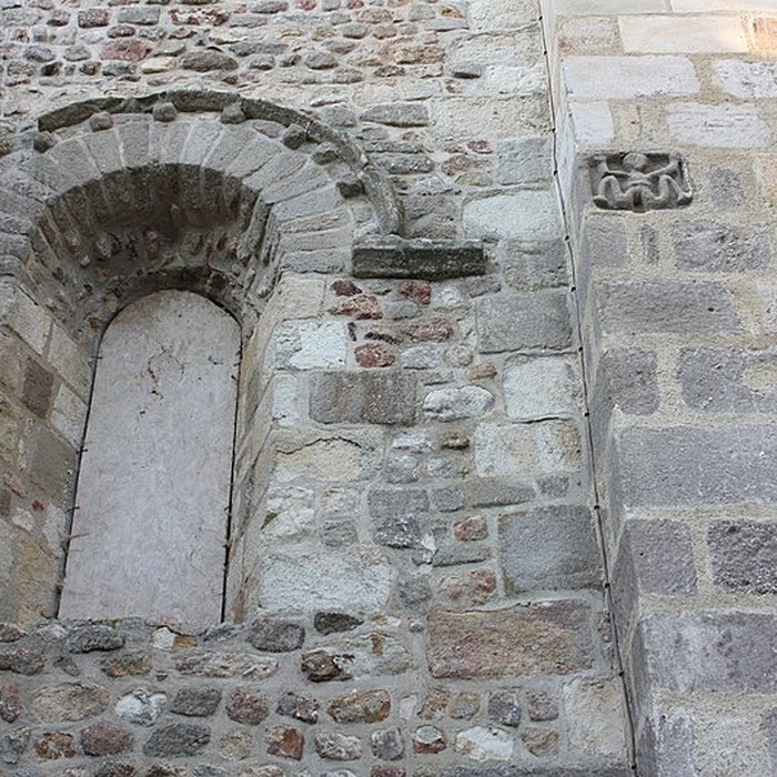 Photo de Église Saint-Pierre de Châteloy