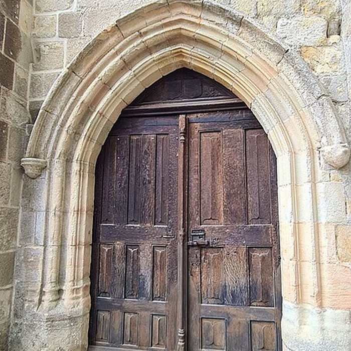 Photo de Église Saint-Pierre de Châteloy