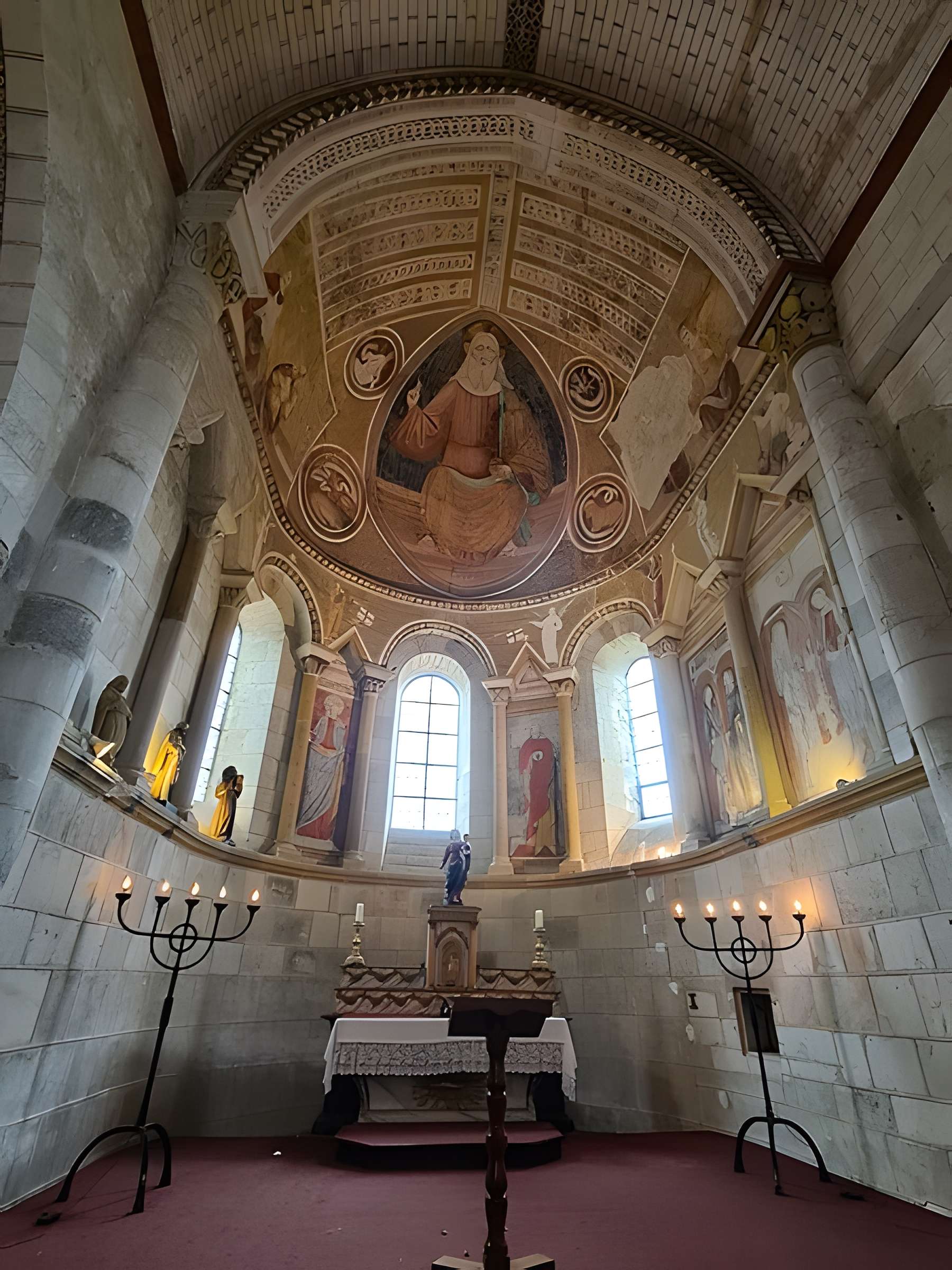 Église Saint-Pierre de Châteloy