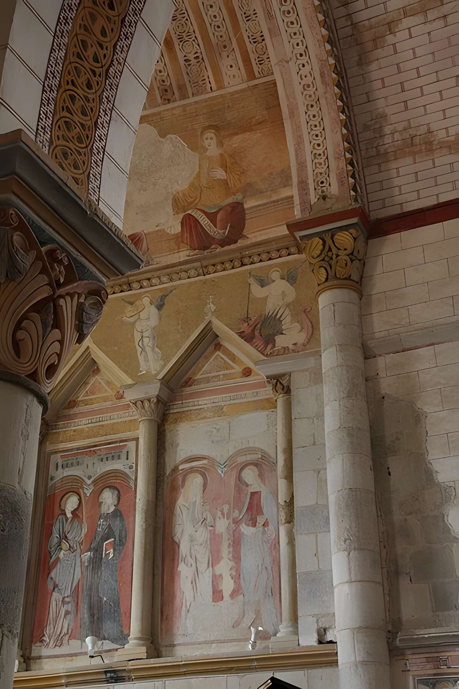 Église Saint-Pierre de Châteloy