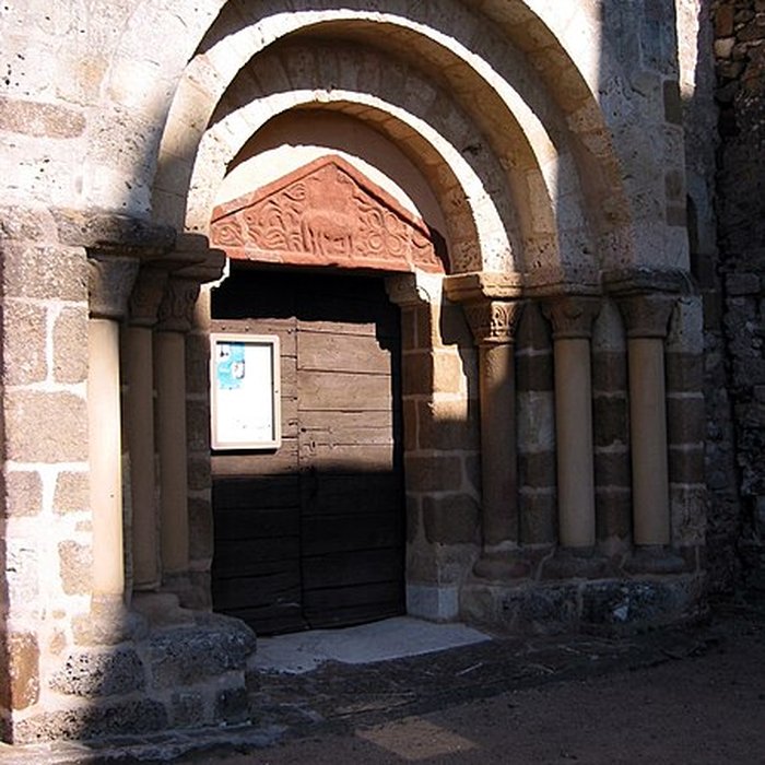 Photo de Église Saint-Pierre de Châtelperron
