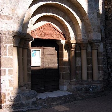 Église Saint-Pierre de Châtelperron